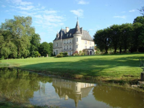  Château de la Chabroulie  Иль